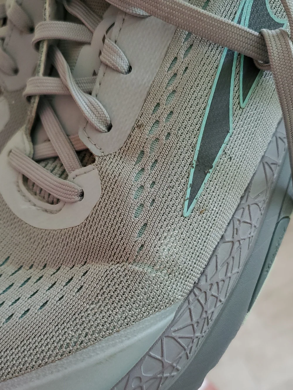 Altra Ego Light Grey/Green Women's 9 Athletic Sneakers - Breathable Comfort
